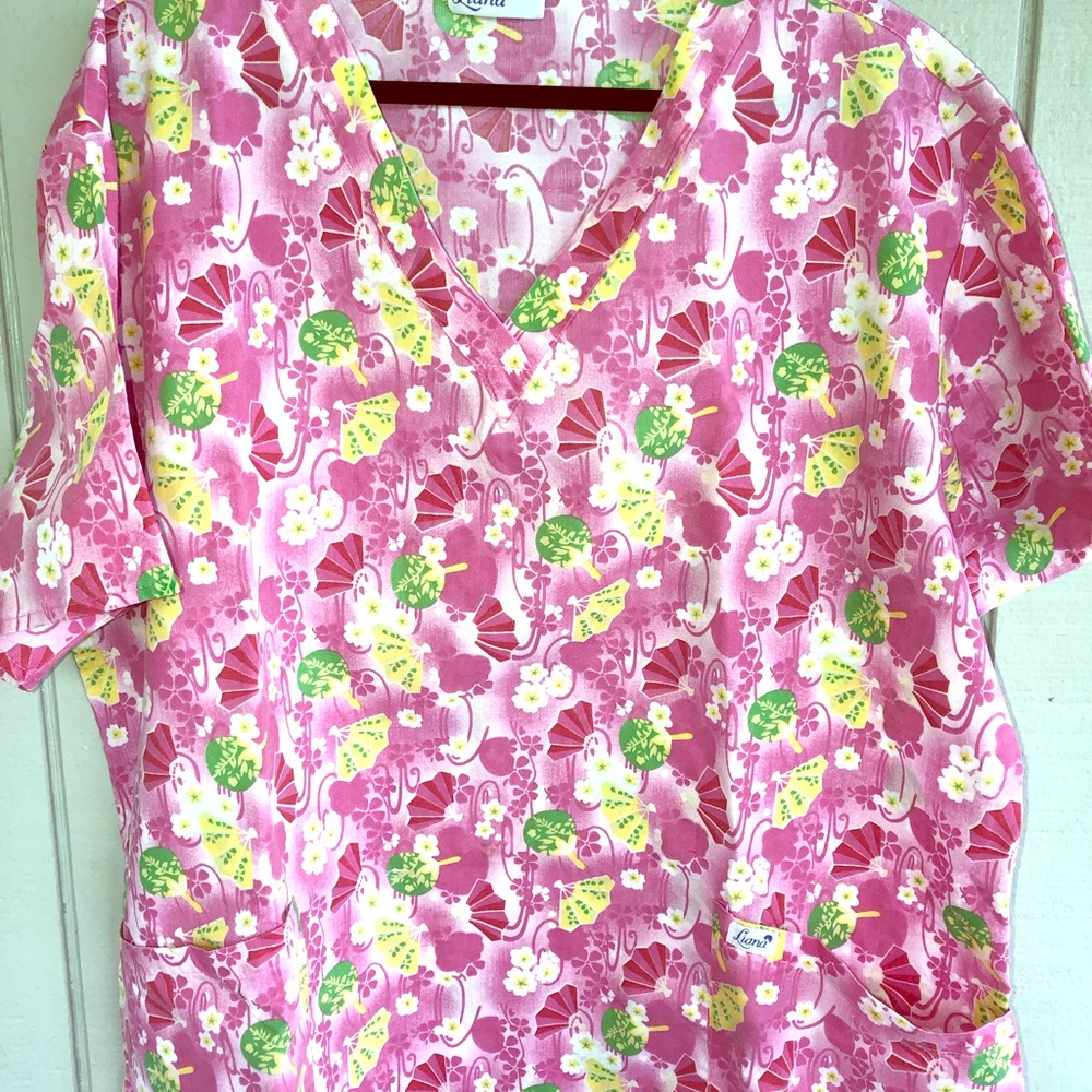Scrub Top